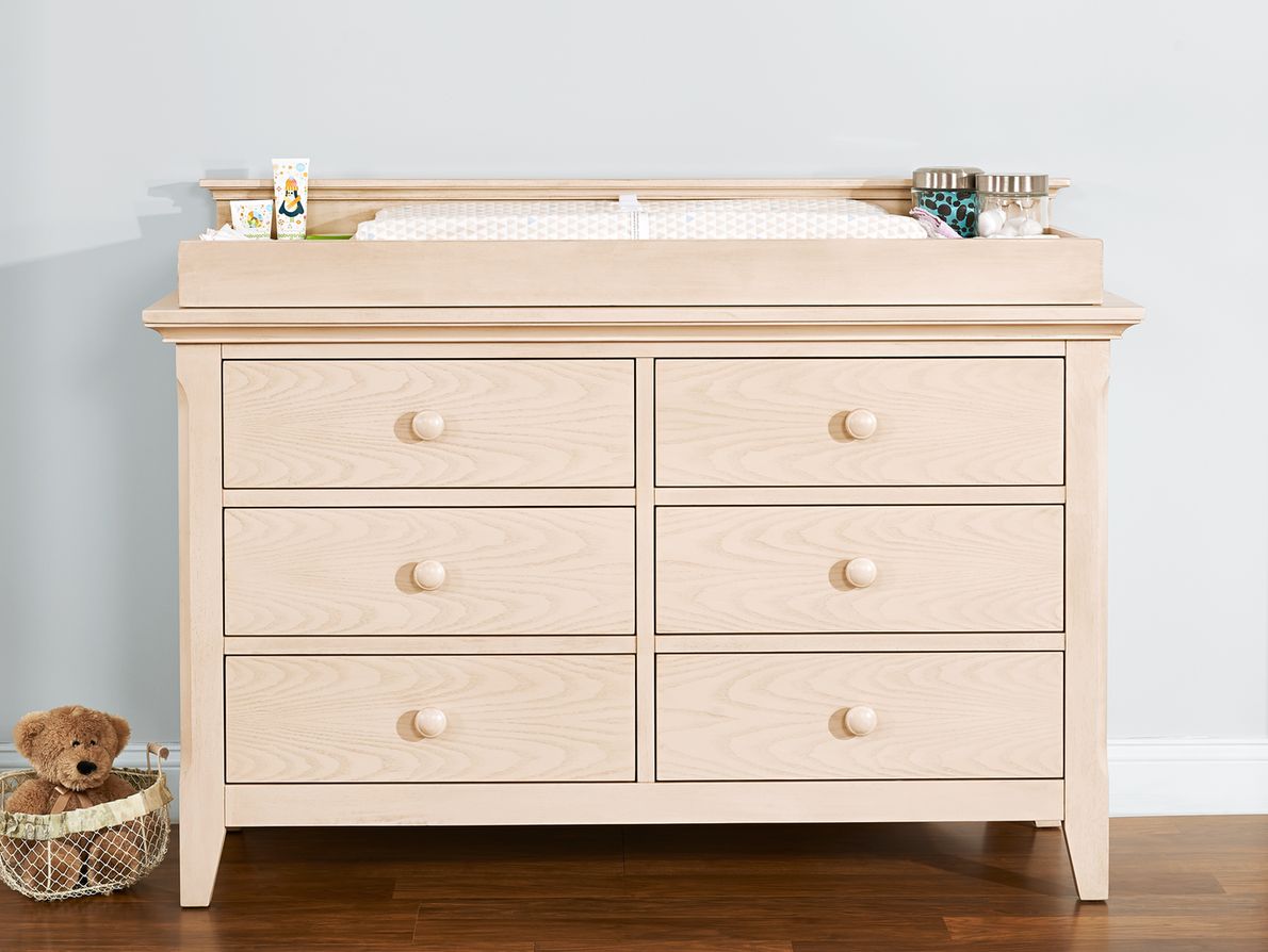 Baby cache 2025 windsor dresser