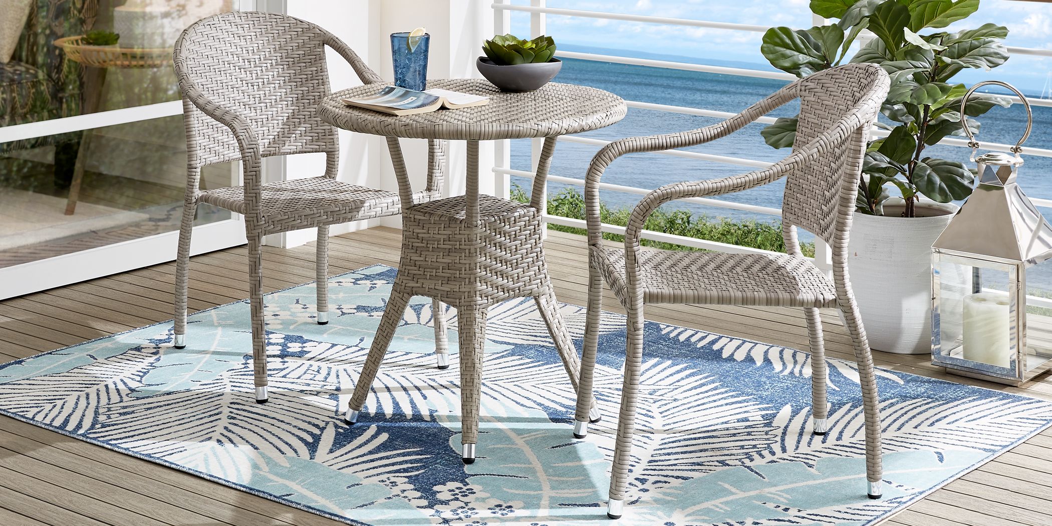 Bay Terrace Gray Wicker 3 Pc 28 in. Round Outdoor Dining Set