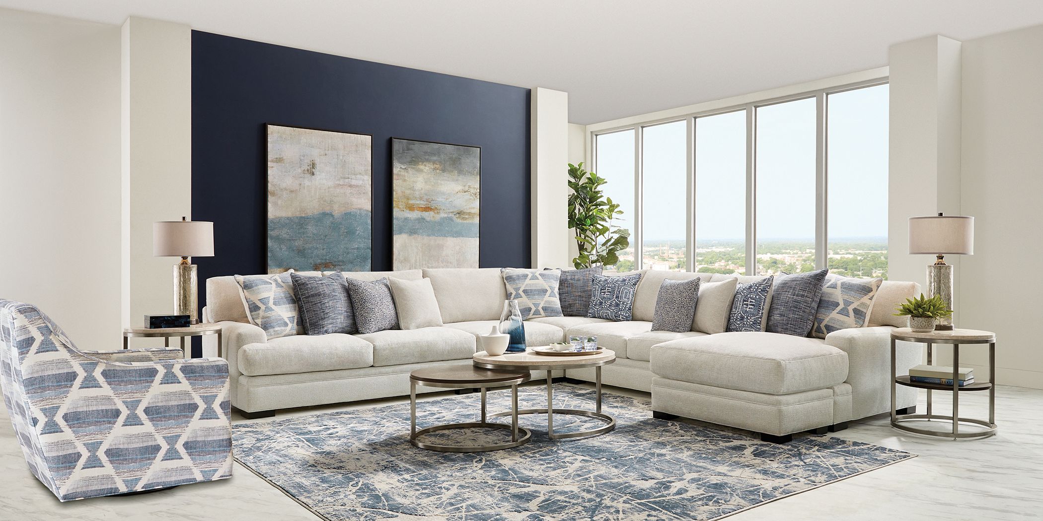 Cindy Crawford Home Bedford Park Ivory 4 Pc Sectional with Chaise Rooms To Go