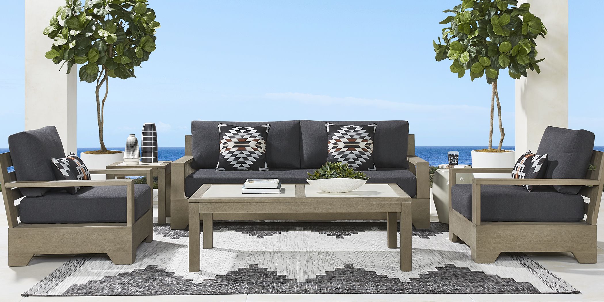 Cindy Crawford Home Lake Tahoe Gray 4 Pc Outdoor Seating Set with Charcoal Cushions