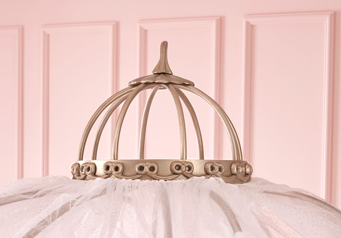 Carriage bed rooms to go sales