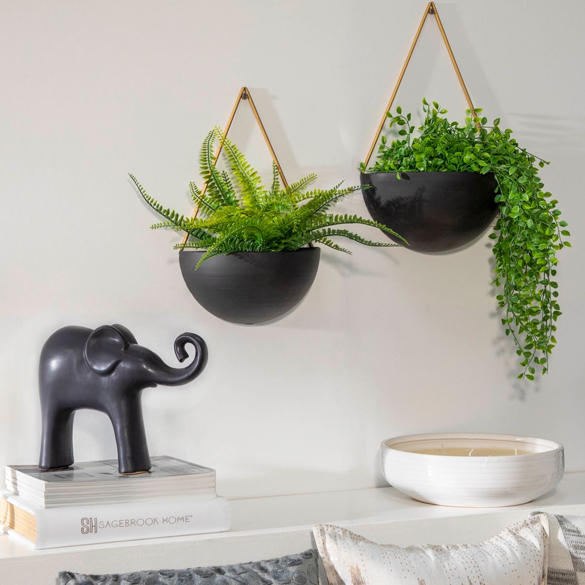 Black deals wall planter