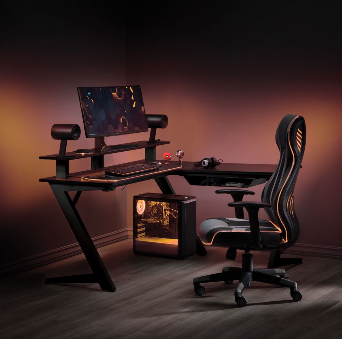 Kids Lynox Black Black,Colors Gaming Desk - Rooms To Go