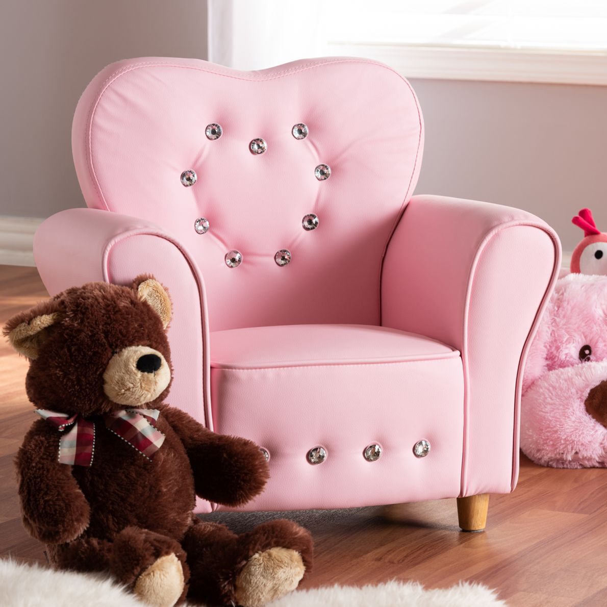 Kids Brandwyne Pink Accent Chair Rooms To Go