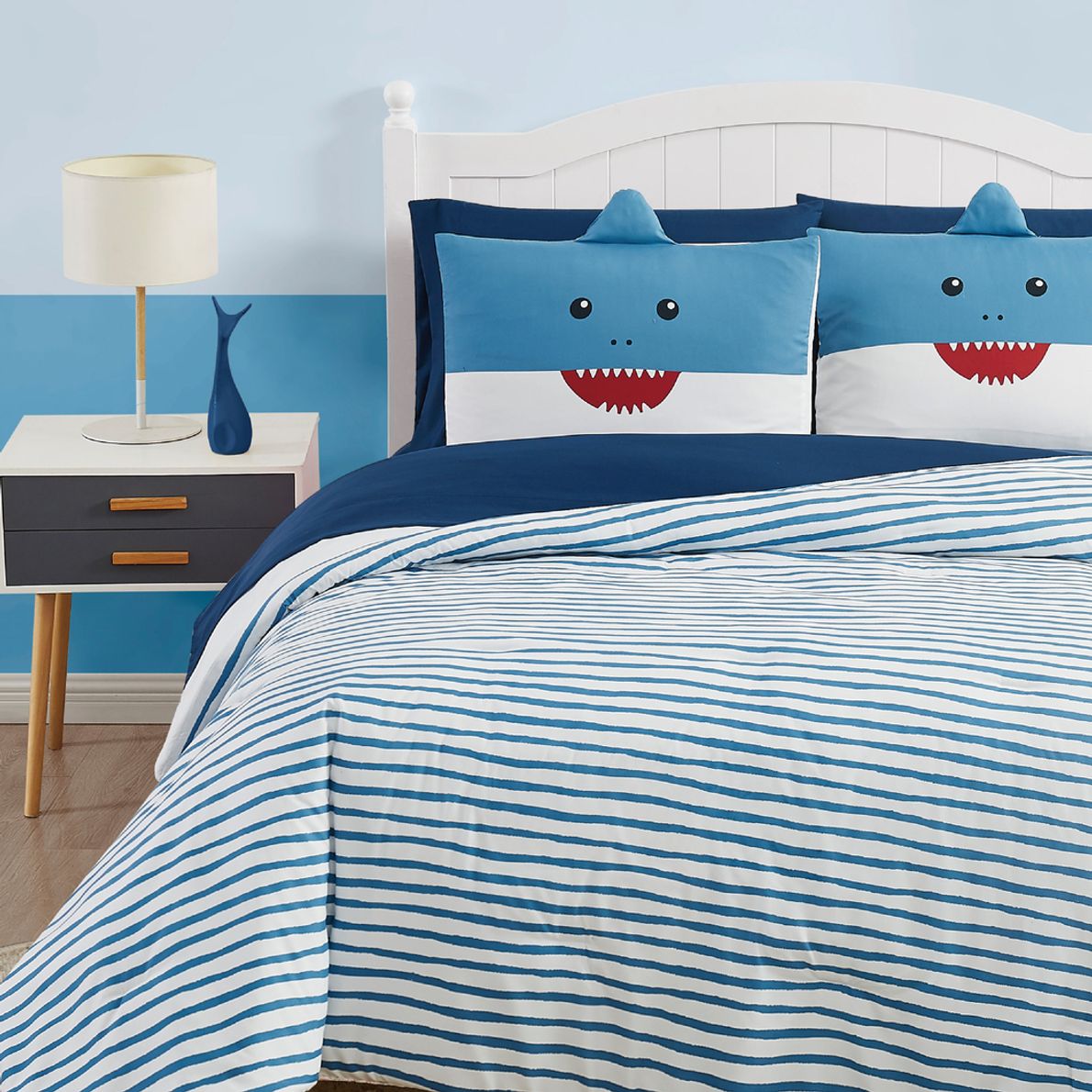 Shark comforter outlet twin