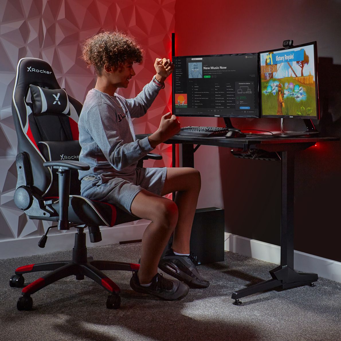 Kids best sale gaming desk