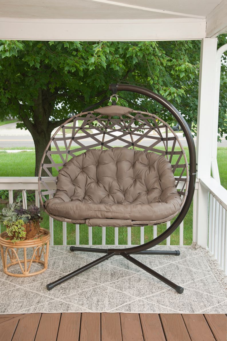 Outdoor 2024 hanging loveseat