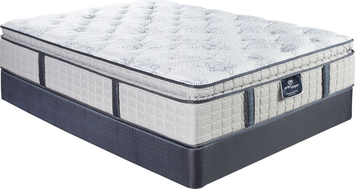 Rooms to go store queen mattress set