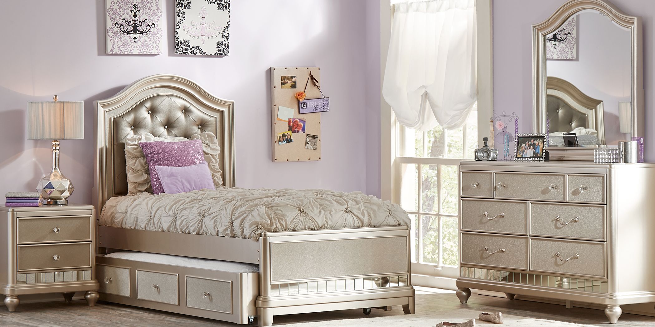 rooms to go girl beds