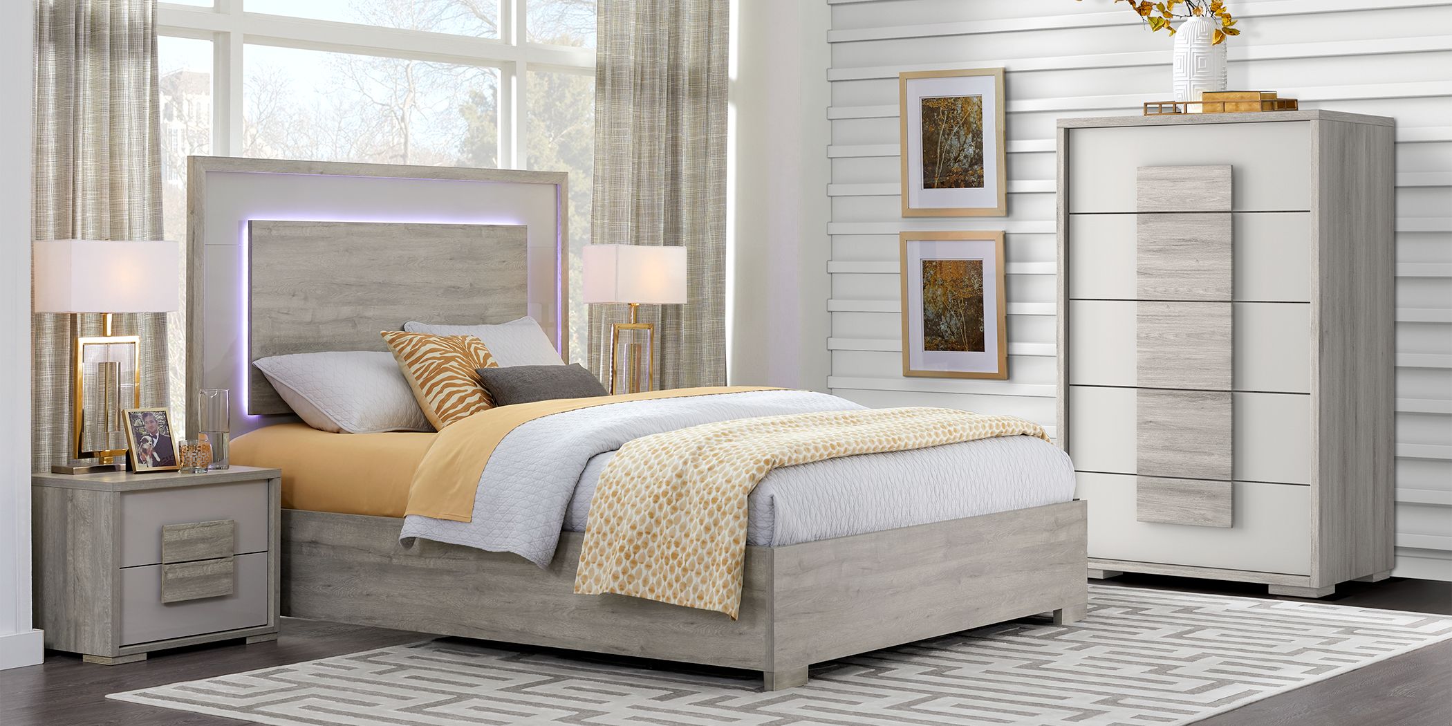 Studio Place Silver 3 Pc Queen Bed Rooms To Go